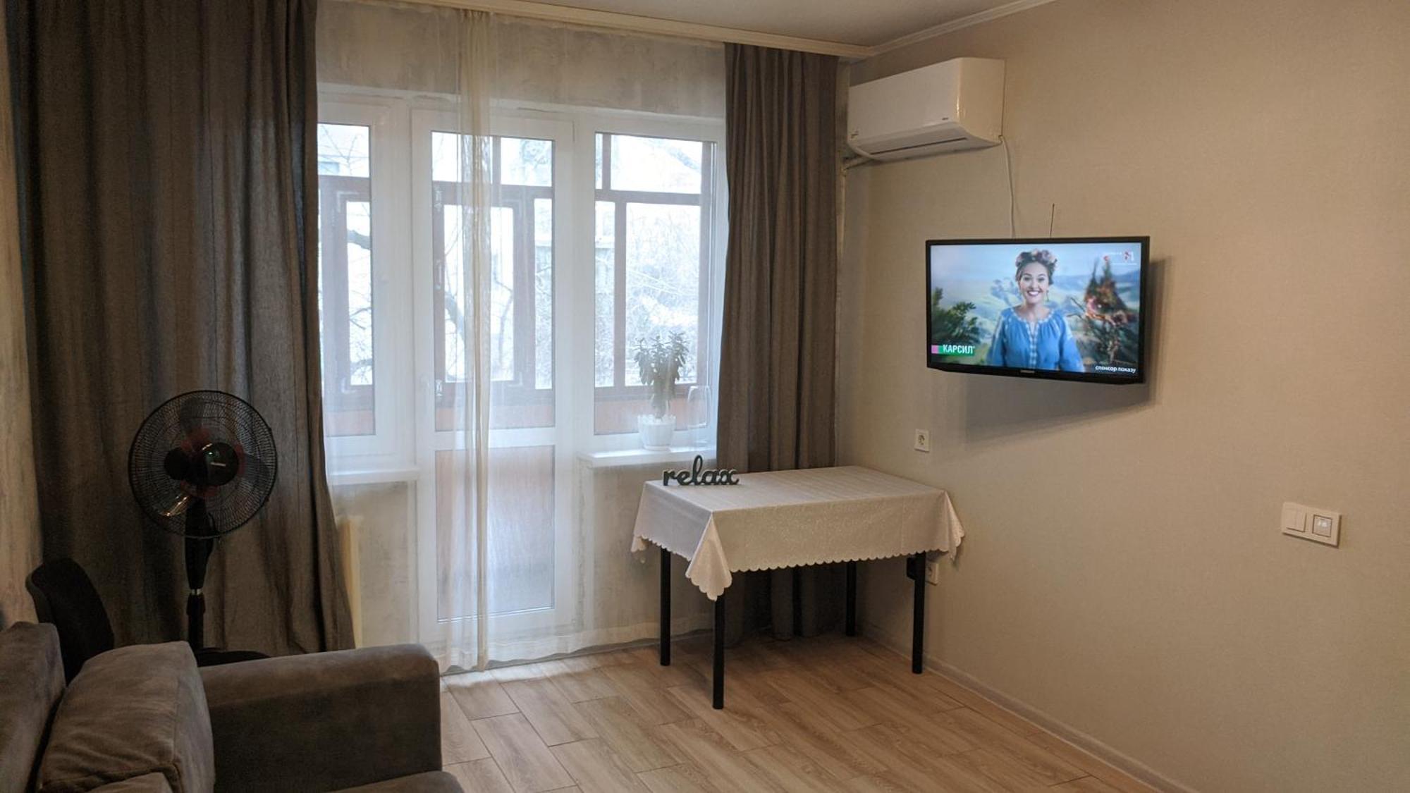 Apartment Near City Center On Peremohy Avenue 46 Černihiv Esterno foto